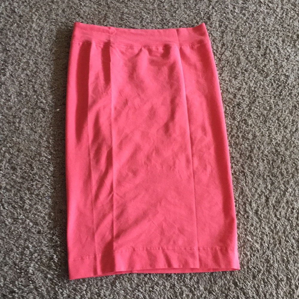 Coral pencil skirt